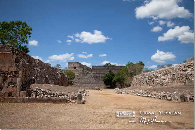 uxmal24