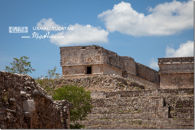 uxmal25