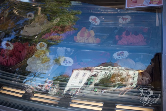 Majo Photograph Majo Photograph