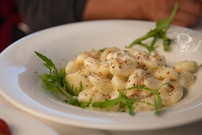 Majo Photograph Majo Photograph