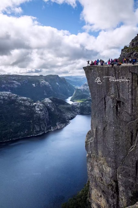 Majo Photograph Majo Photograph